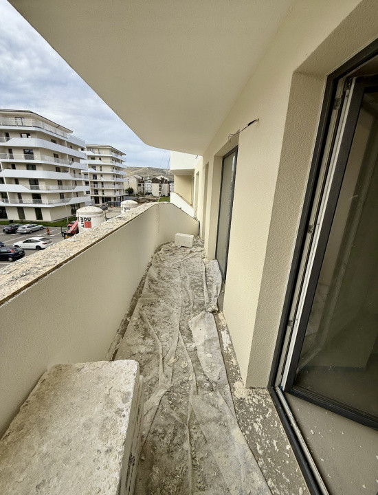 Apartament spațios 55 mp, semifinisat, ansamblu nou, Eroilor 