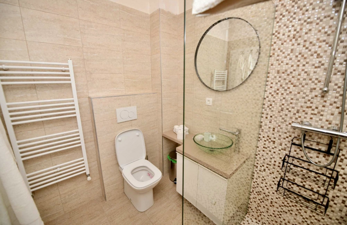 Apartament modern 2 camere, terasa, zona Subcetate