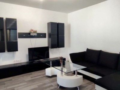 Apartament spațios 2 camere, zona Cetății 